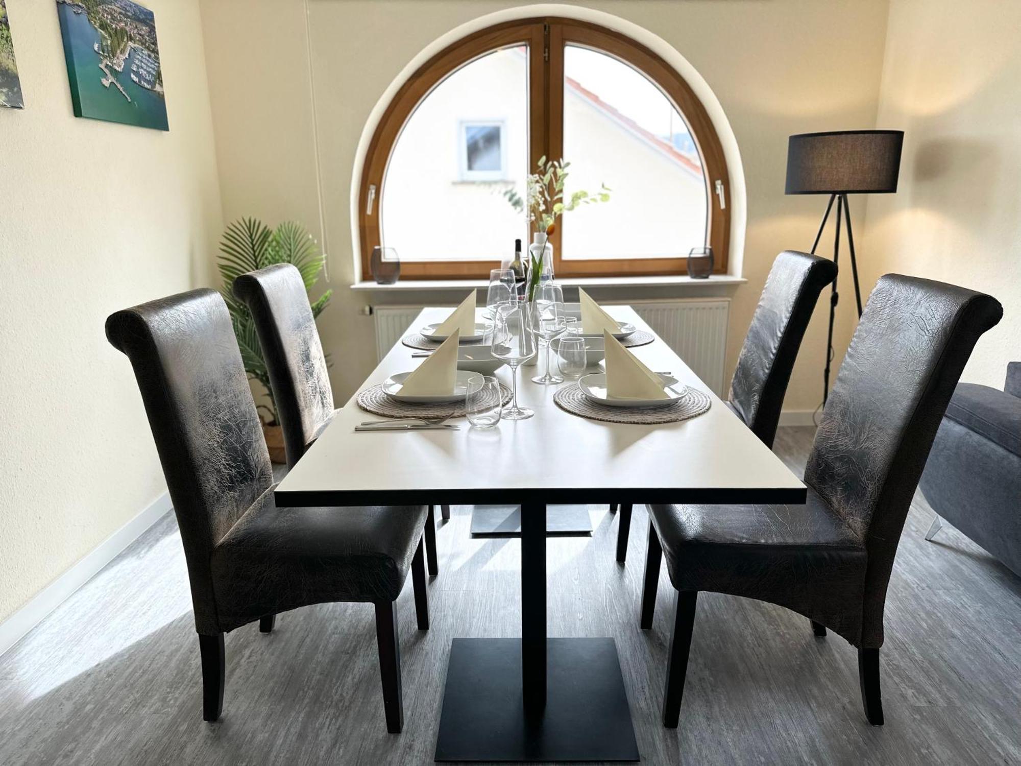 Seehaus Aachblick, Exklusive Appartements Und Ferienwohnungen 울딘겐물호펜 외부 사진