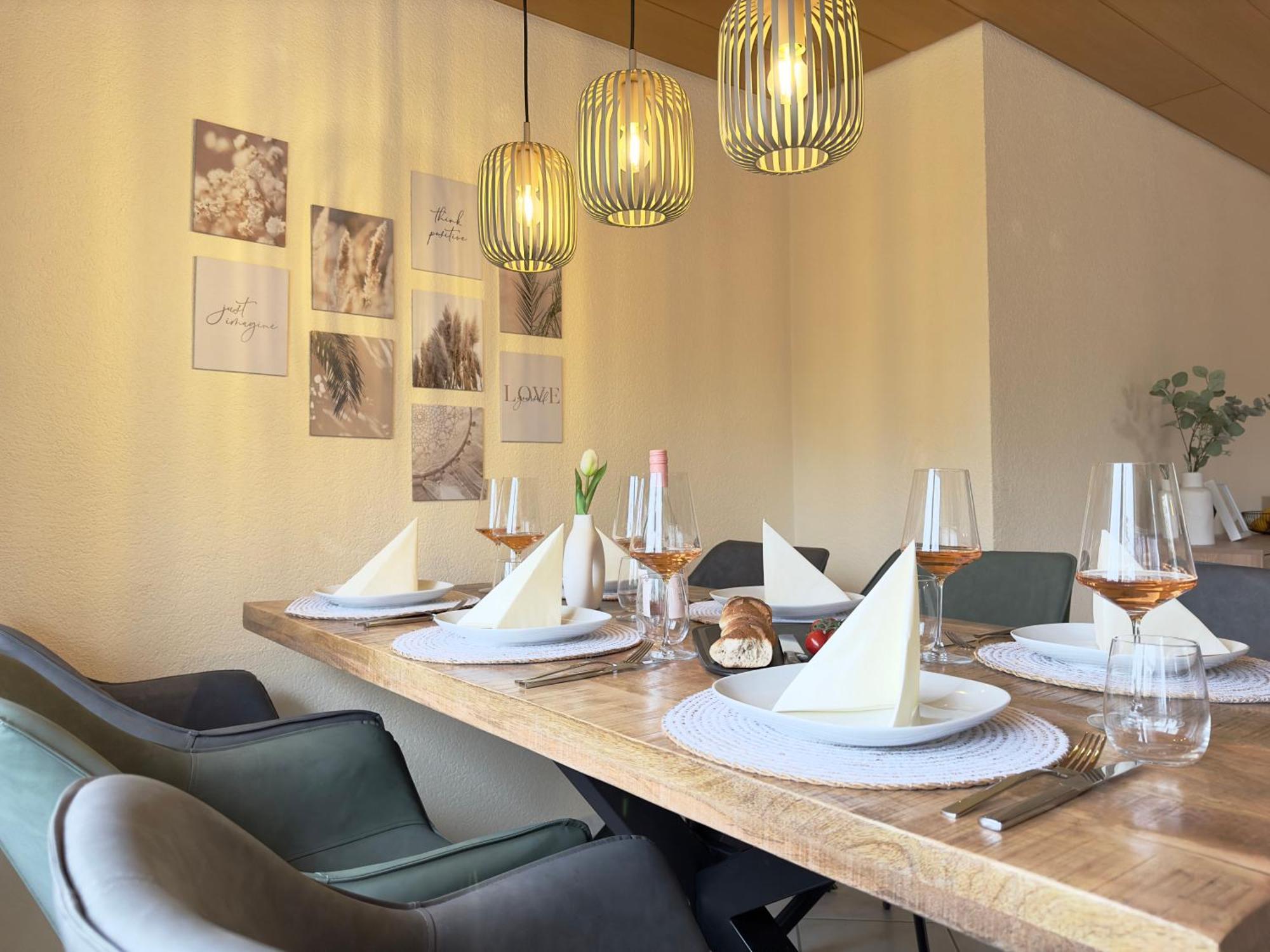 Seehaus Aachblick, Exklusive Appartements Und Ferienwohnungen 울딘겐물호펜 외부 사진